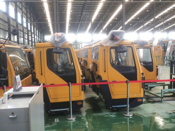 龍崗區(qū)吊車(chē)出租(徐工吊車(chē)用什么機(jī)油牌子）