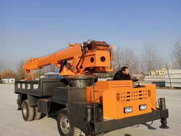 盤錦市 吊車出租公司電話8-100噸