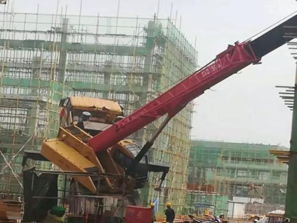 崇文區吊車出租電話(選擇吊車出租應注意哪些)