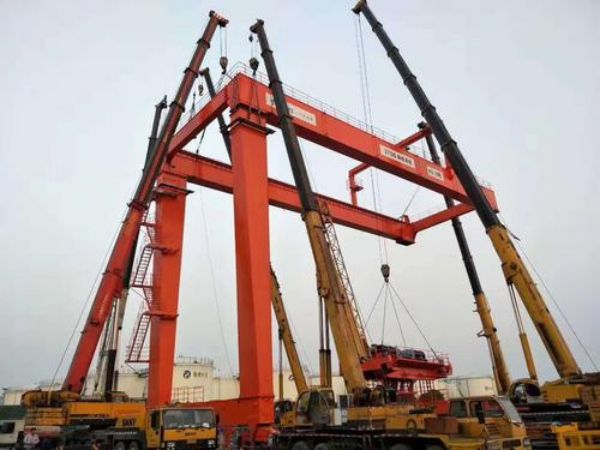 新青區吊車出租電話(吊車對于吊裝場地勘察要注意什么?)