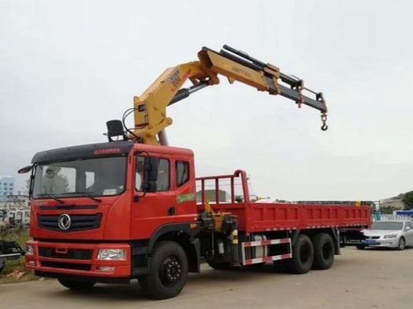 茅箭區吊車出租(洪梅鎮100噸吊車租賃）