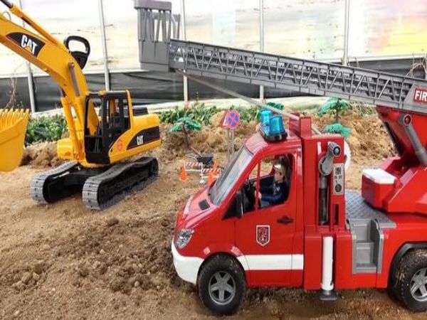 建華區吊車出租(25噸吊車前后重量一樣嗎)