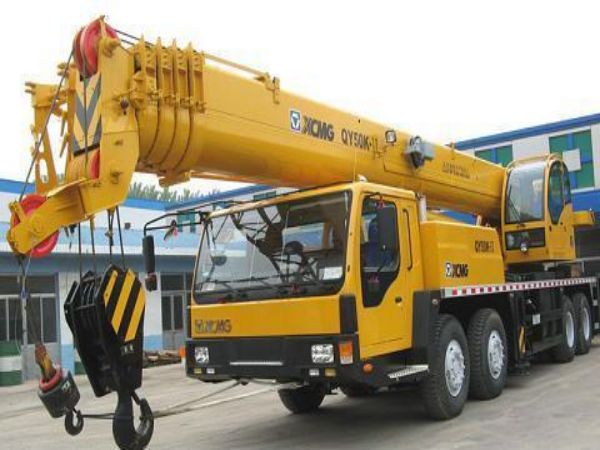宜章縣吊車出租(行吊車間跨度27米)